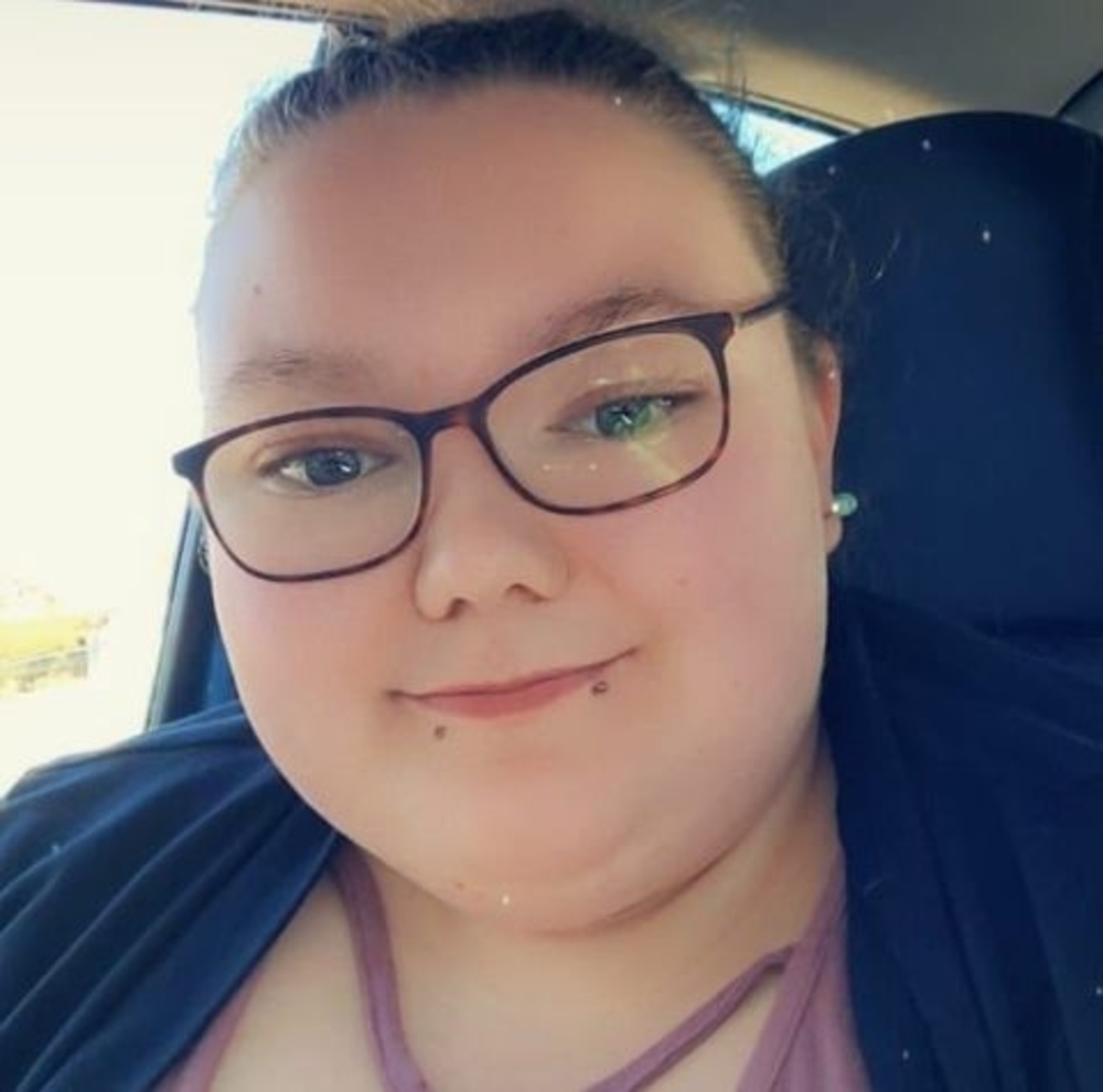 Meet your Posher, Rebecca